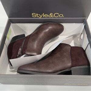 Style & Co Wileyy Ankle Boots Faux Leather Block Heel Zip Mocha Brown 5M NEW